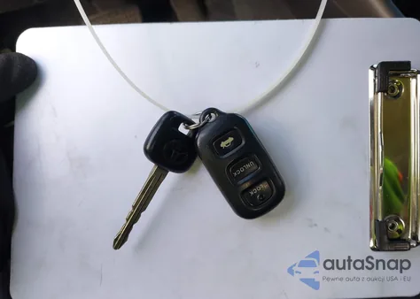 2002 Toyota Camry Se from USA, damaged, VIN 4T1BE32K02U048955